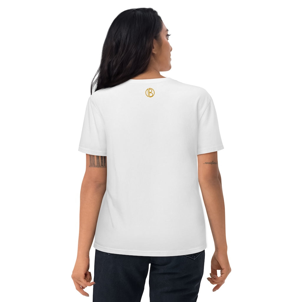 Signature golden logo of Ilaria Berenice printed on the back of the limited edition t-shirt.