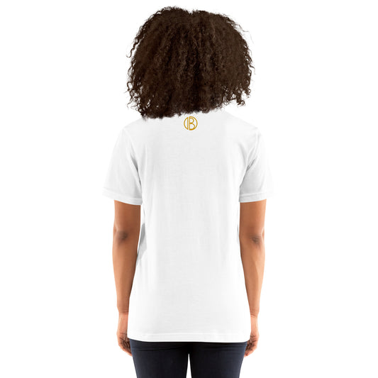Signature golden logo of Ilaria Berenice printed on the back of the limited edition t-shirt.